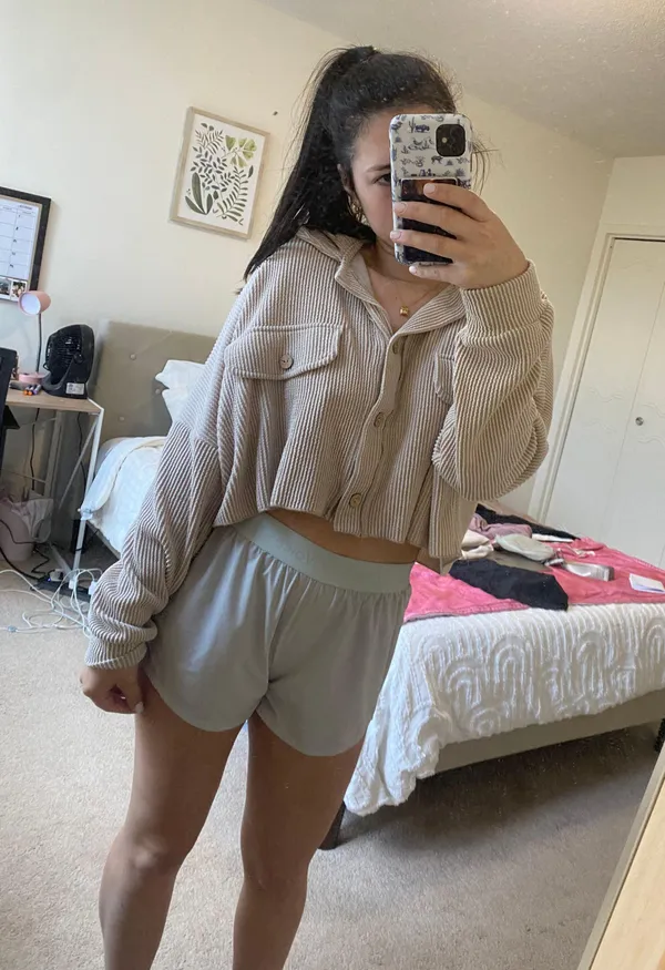 Detailed Cropped Sweater - Image 2