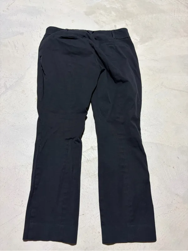 Anthropologie essential slim Women’s Black Straight-Leg pants 4P - Image 8