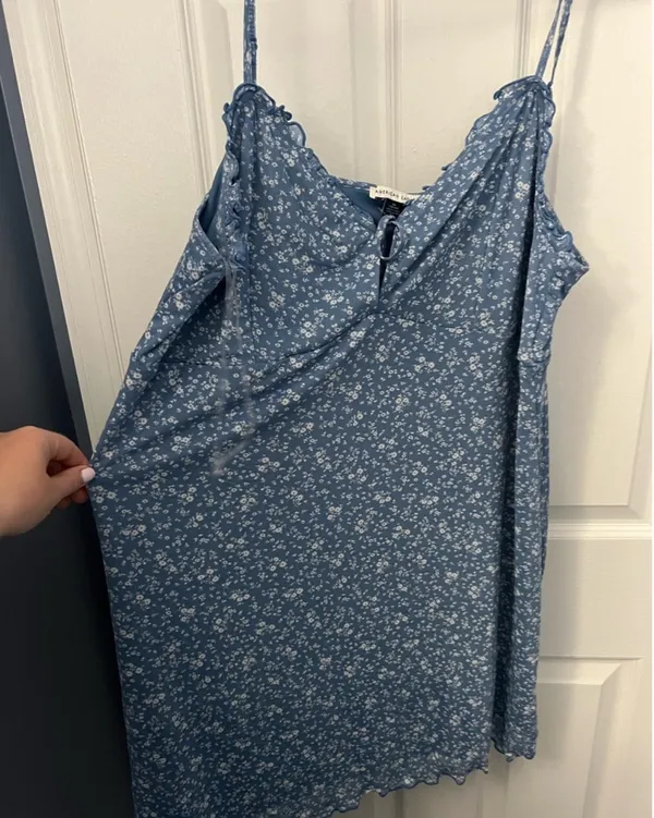 American Eagle light blue floral print mini dress - Image 2
