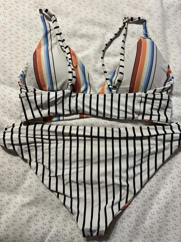 Billabong woman’s bikini - Image 3