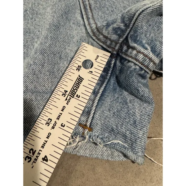 Princess Polly Light Wash Denim Distressed Frayed‎ Hem Shorts Women US Size 2 - Image 3