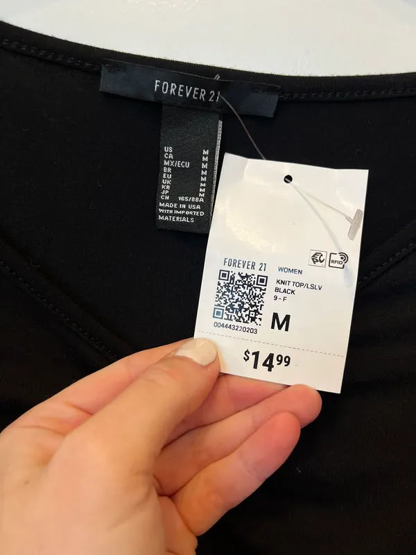 NWT  Top - Image 2