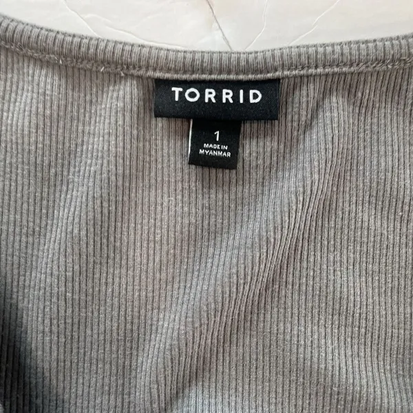 Torrid Gray Ribbed Short Sleeve V Neck Twist Flare Skater Dress 1X‎ - Image 10