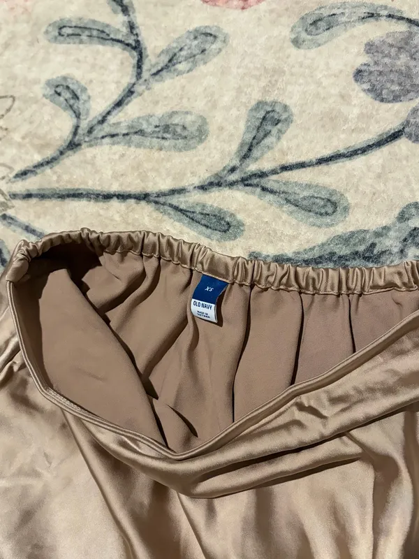 Old Navy Satin Skirt - Image 2