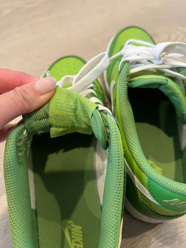Nike Kermit Dunks (6Y) - Image 4