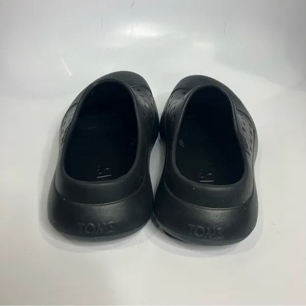 Toms Alpargata mallow molded mules‎ in black size 8 - Image 5