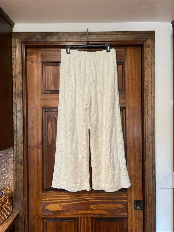 Z Supply white Eyelet Wide-Leg Pants Small - Image 5