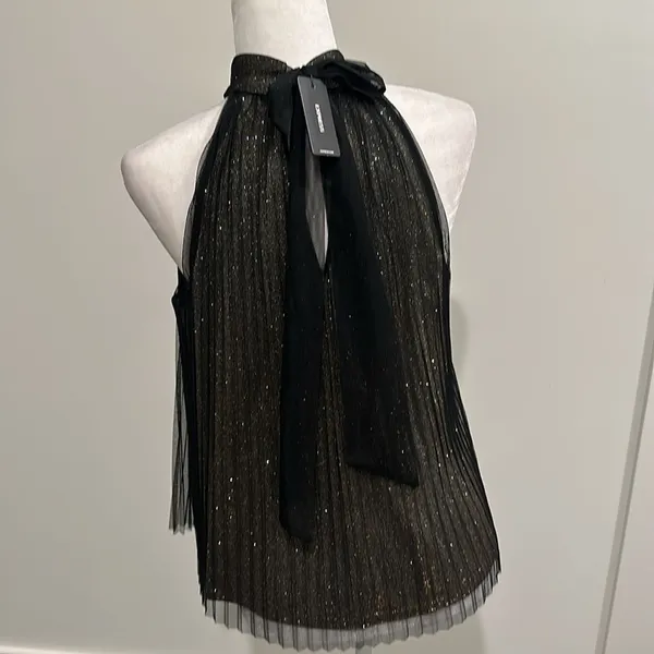 NWT Express Shimmer Pleated Top Sz M - Image 3