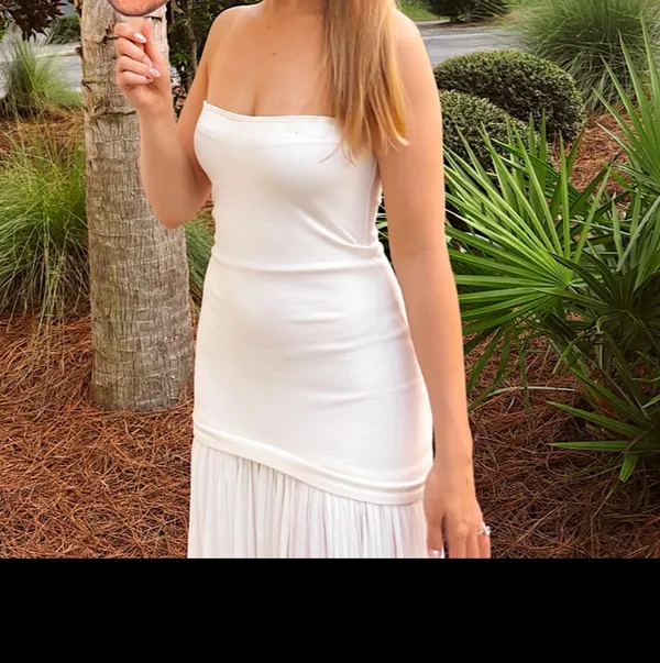 Coco Lily’s white dress - Image 2