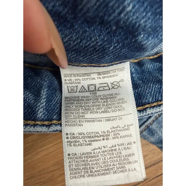 Old Navy Higher High-Rise Flare Jeans Women's 6 Medium Wash Stretch Denim - Image 6