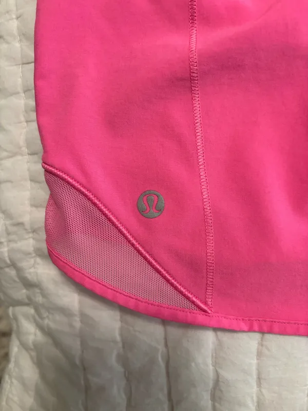 Lululemon Hotty Hot Shorts - Image 4