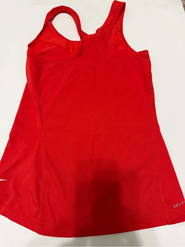 Nike red dri fit tank ventilated back women’s size small athletic athleisure - Image 6