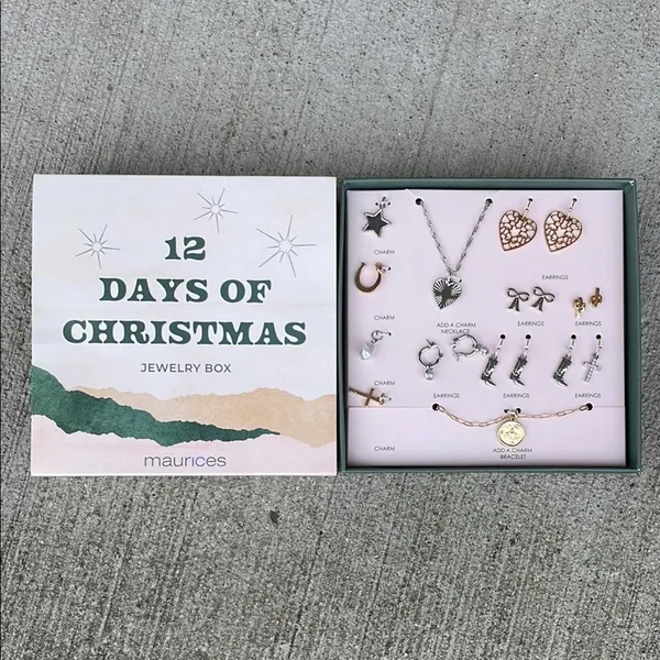 Maurices 12 Days‎ of Christmas Jewelry Box NEW Earrings Necklaces Charms - Image 2