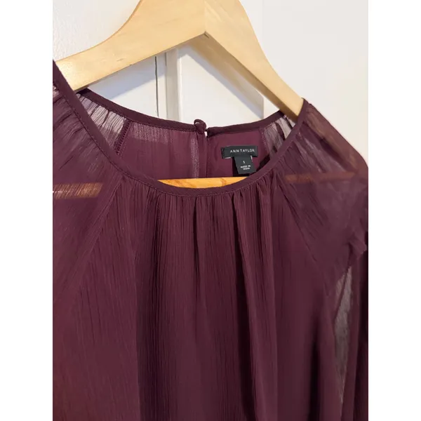 Ann Taylor Purple Crinkle Chiffon Ruffle Long Sleeve Blouse Size L - Image 10