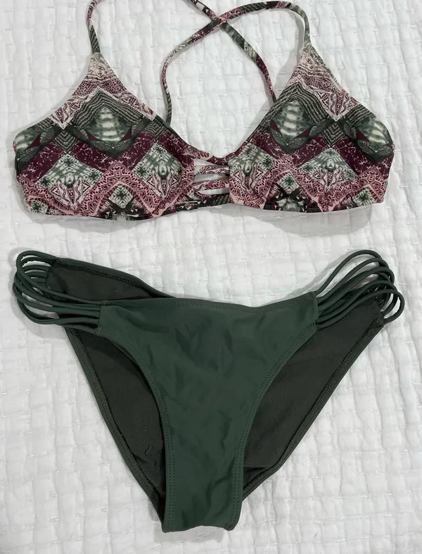 Tillys Bikini - Image 2