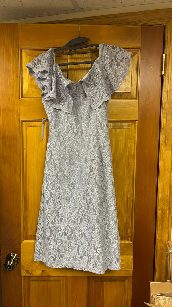 Dillard’s Wedding Guest/ Homecoming Dress / Winter formal Jessica Howard Dress Women’s 6 Blue - Image 3