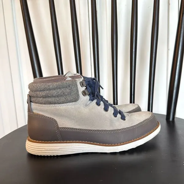 Cole Haan Grand Os waterproof hiking bootie size 6 - Image 6