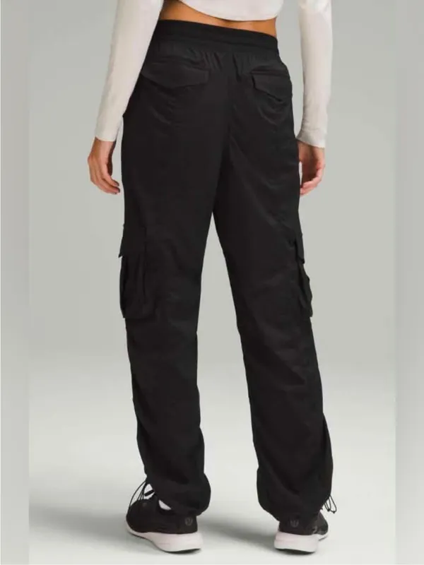Lululemon Dance Studio Relaxed-Fit Mid-Rise Cargo Pant Women’s Size XS (4-6) - Image 10