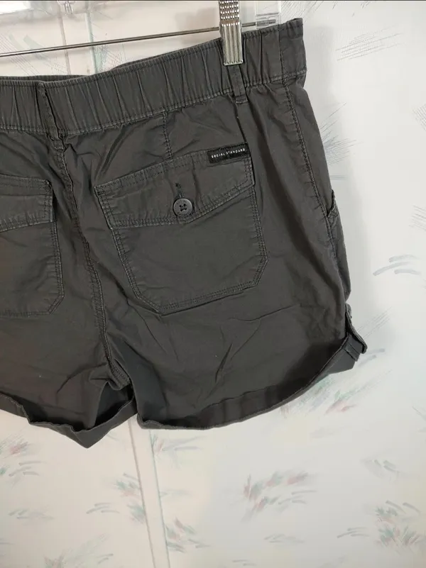 Social Standard by Sanctuary Gray Shorts - Image 7
