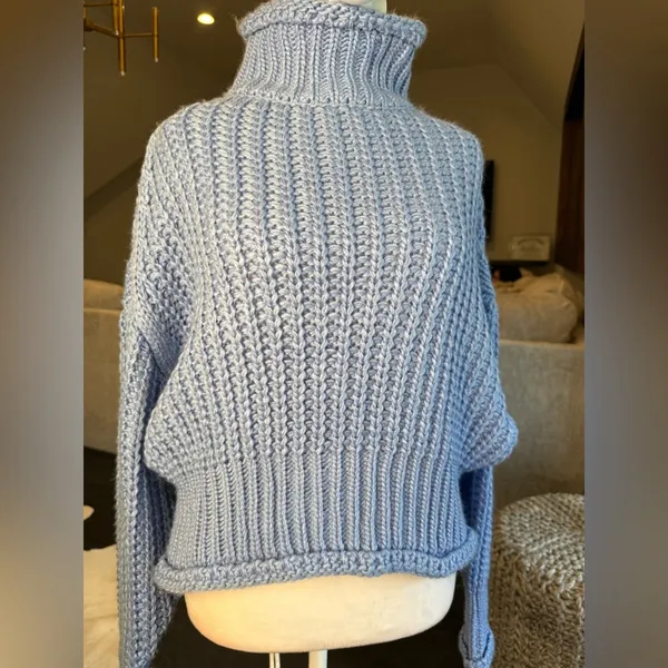 Cozy Blue Turtleneck Sweater - Image 2