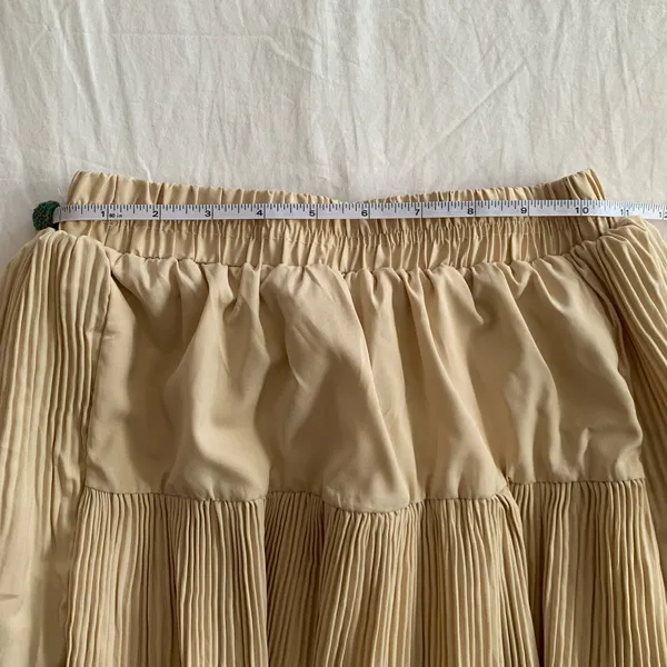 Pleated High - Image 10