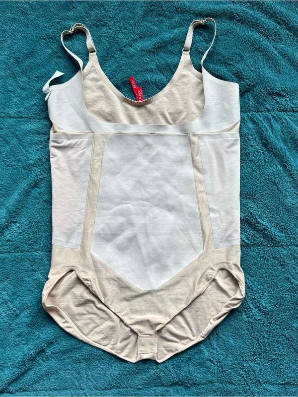 Spanx 10129P Open Bust Brief Bodysuit 2X Beige Oat Nude Shapewear Slimming - Image 6