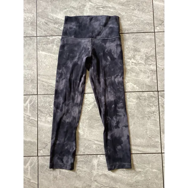 Lululemon Align High Rise Crop 21 Diamond Dye Pitch Grey Graphite Grey Size 4 - Image 2