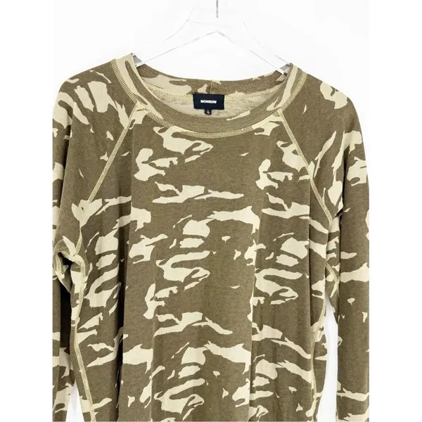 Monrow Camo‎ Crewneck Sweatshirt Women's Size L Athleisure Top - Image 4