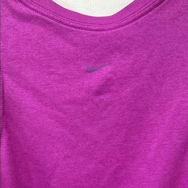 Nike Women's Magenta Tank Top with Metallic Logo - Image 6