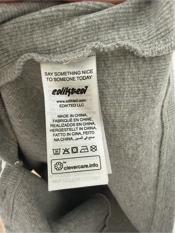 Edikted Gray Ribbed Button-Front Sleeveless Tank - Image 5