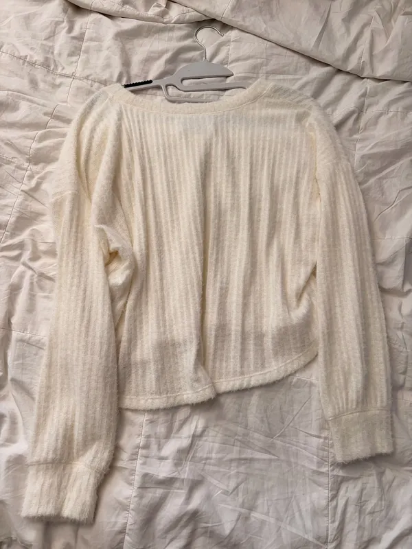 Hollister Sweater - Image 3