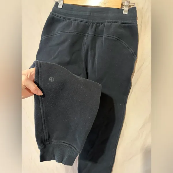 Lululemon Scuba Jogger - Image 3