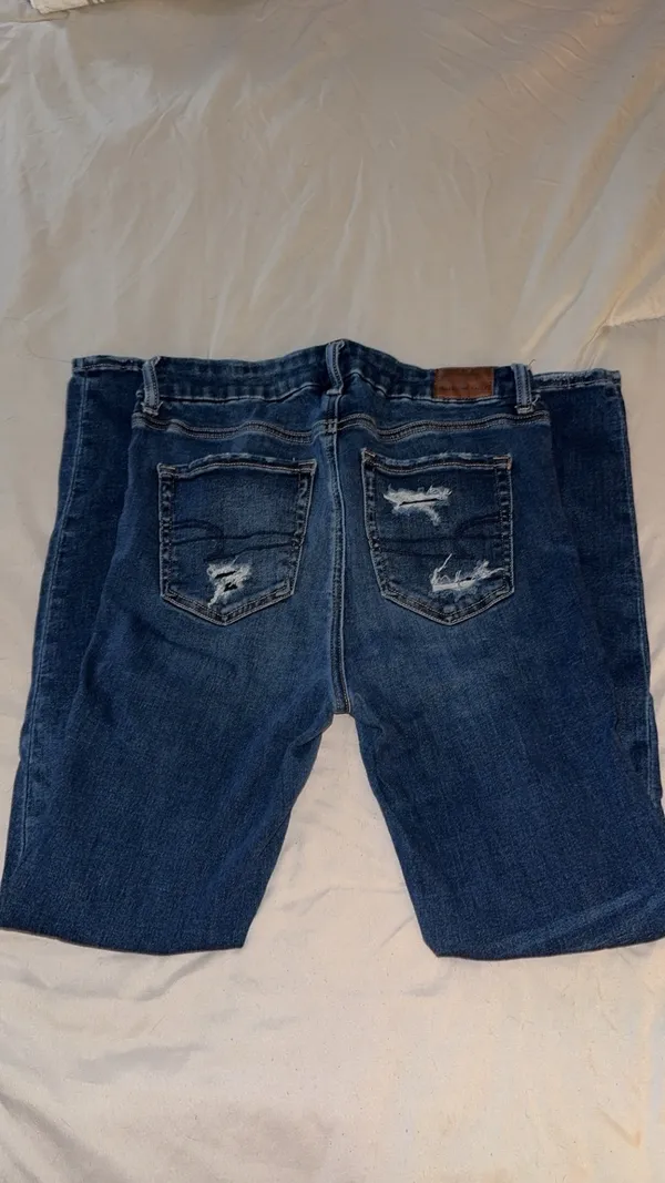 American Eagle Jeans - Image 2