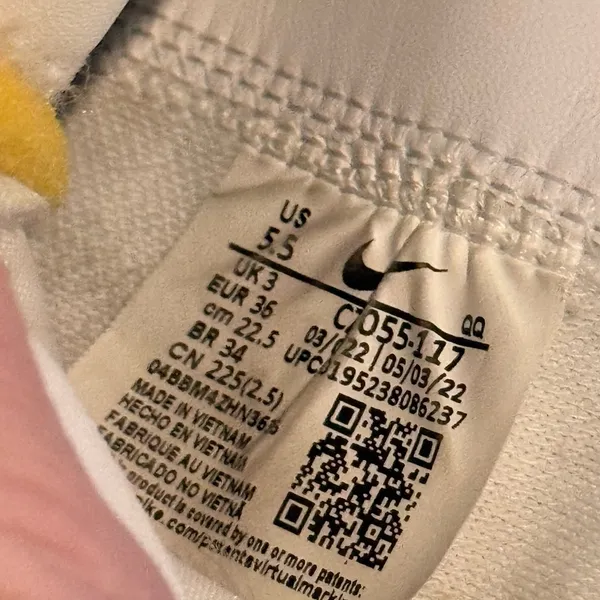 Nike White and Yellow High-Top Athletic Shoes - Image 3