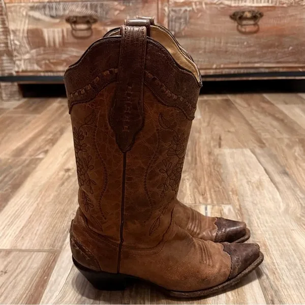 Corral Women's Brown Embroidered Floral Western Cowgirl Boots - Image 2