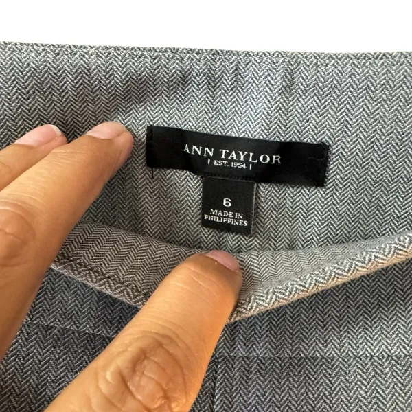 Ann Taylor Wool‎ Blend Straight Leg Trouser Pants Size 6 Gray Office Work Career - Image 4