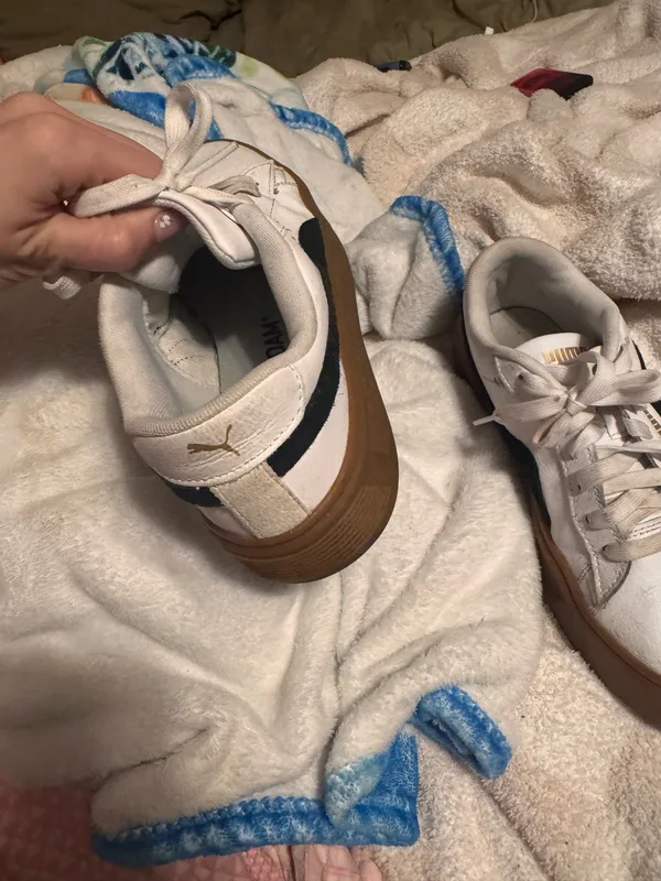 Puma Sneakers - Image 3