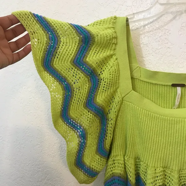 Free People crochet blouse size M - Image 3