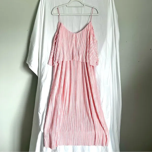 ATTENTION | Pink Satin Accordion Pleated Tiered Midi Dress Sz XL - Image 4