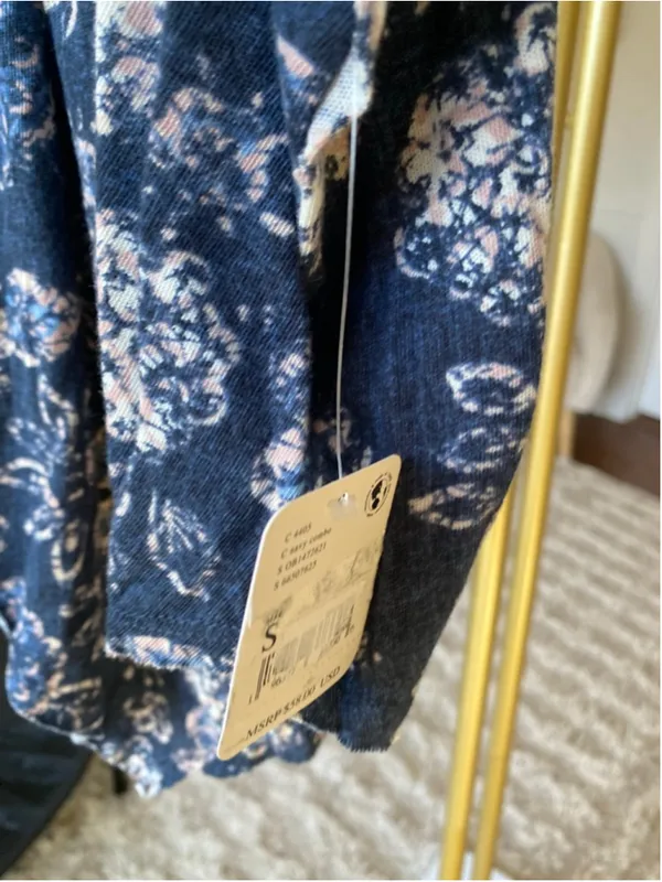 We‎ The Free People Navy Floral Halter Blouse Festival Boho Feminine Indie NWT - Image 7