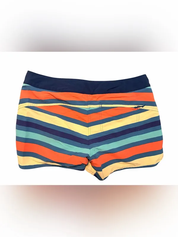 Patagonia Women's Wavefarer® Boardshorts - 5" Size 8 - Image 6