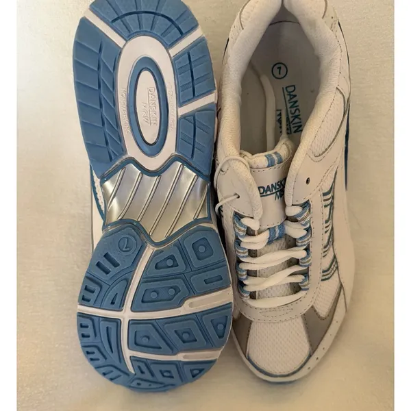 Danskin Now White Blue Gray Athletic Sneakers Women Lace Up Rubber Geometric - Image 3