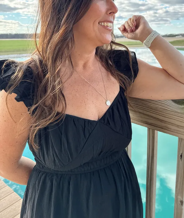BOUTIQUE BLACK MIDI DRESS - Image 2