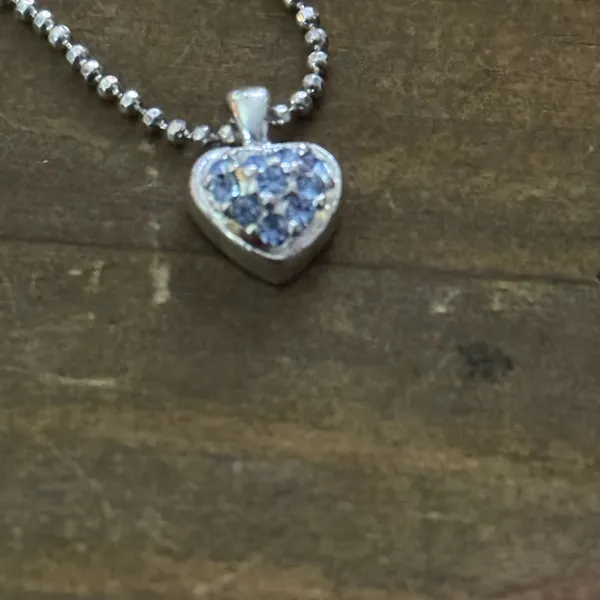 Silver tone pave heart pendant necklace - Image 3