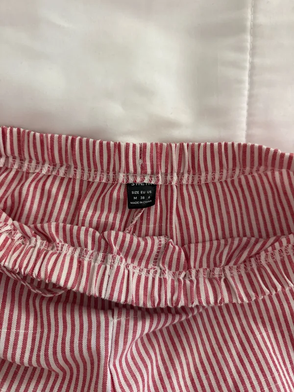 Shein Red Striped Shorts White Tie - Image 3