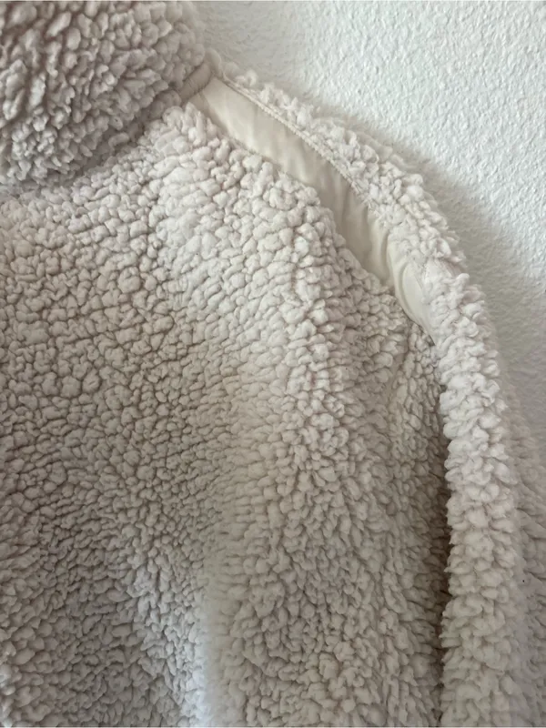 ATHLETA Cloud Fleece Sweatshirt in bone sz small - Image 6