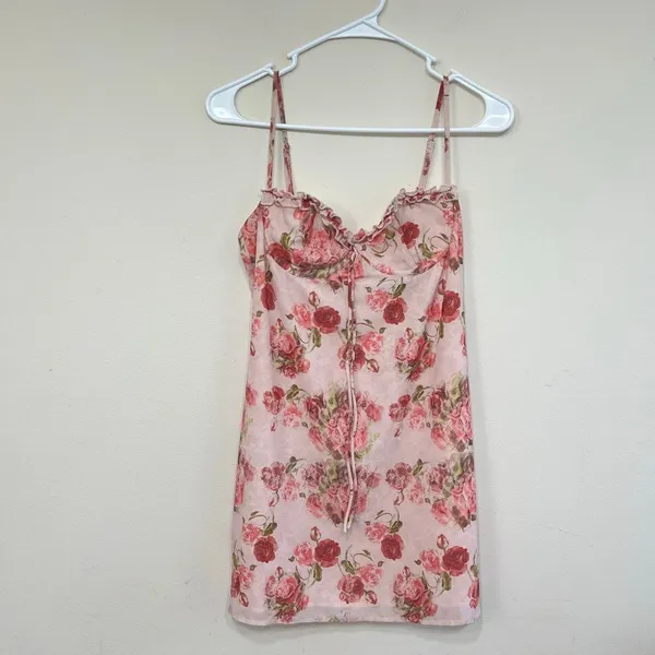 White Fox Boutique Pink Floral Mini Dress Medium Women - Image 2