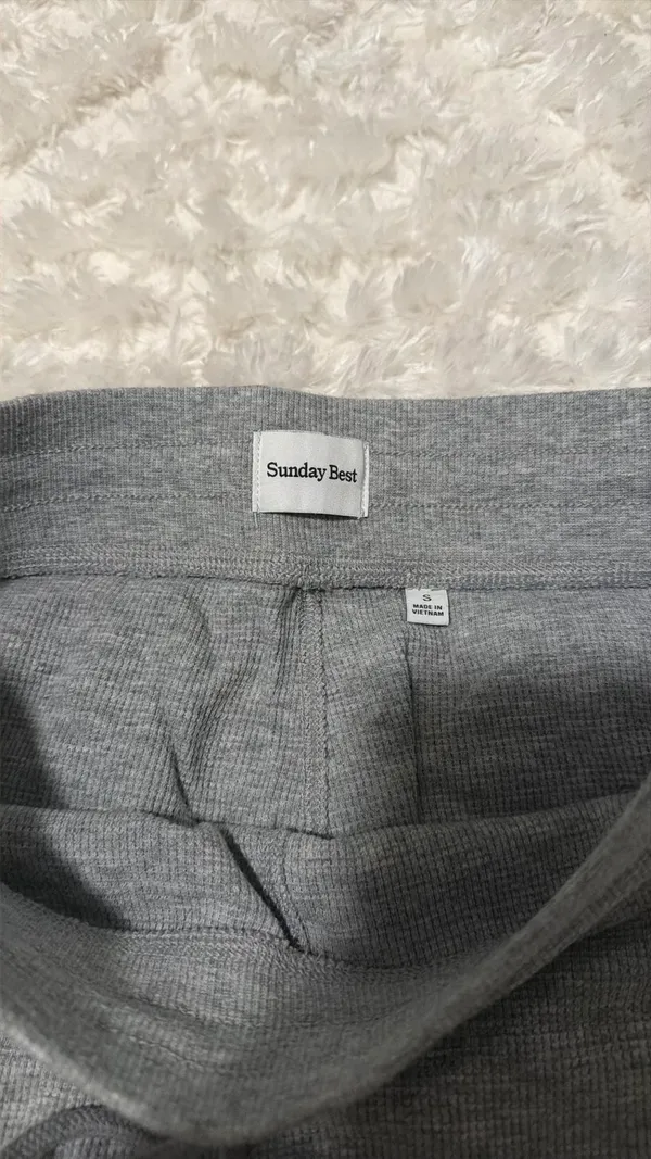 Aritzia Sunday Best Sweatpants Flare - Image 2