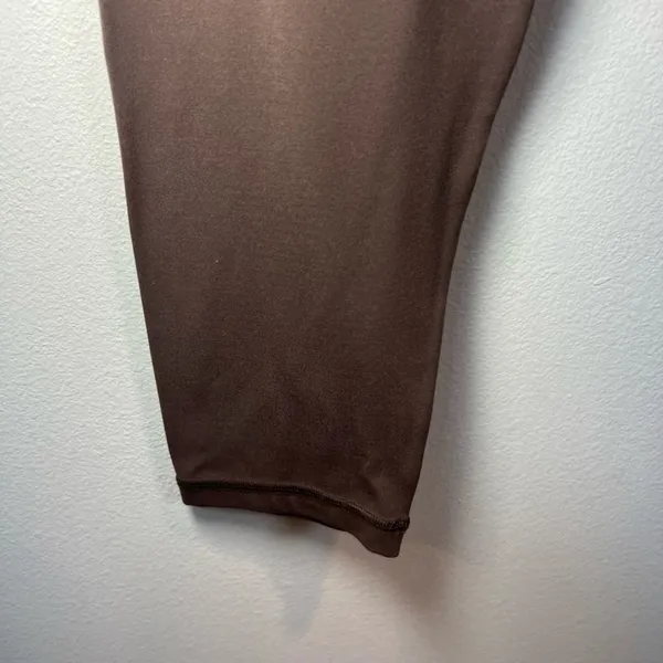 Offline by Aerie Real-Me High Rise 7/8 Leggings Brown Buttery Soft Neutral Large - Image 4