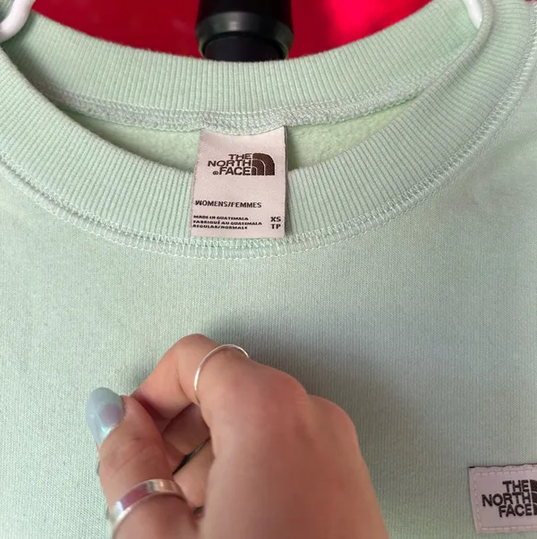 The North face crewneck  - Image 2